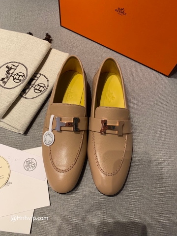 HERMES Paris loafer