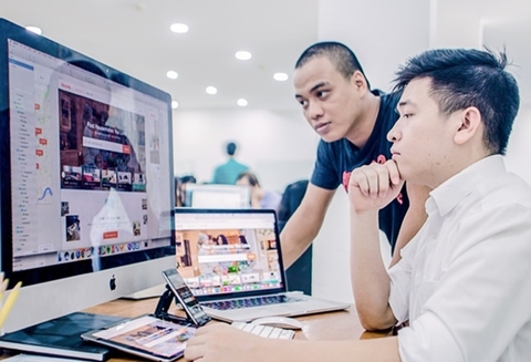 NGÀNH THIẾT KẾ ĐỒ HỌA RA TRƯỜNG LÀM GÌ? LƯƠNG CÓ CAO KHÔNG?