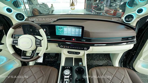 Bọc da và đổi màu nội thất cho Kia Carnival 2025