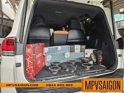 LAND CRUISER LC300 NÂNG CẤP LOA VỚI THƯƠNG HIỆU Ý VÀ PHÁP: GIẢI PHÁP NÂNG CẤP GIỮ ZIN TOÀN BỘ