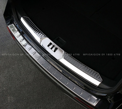 Ốp chống trầy Ford Explorer