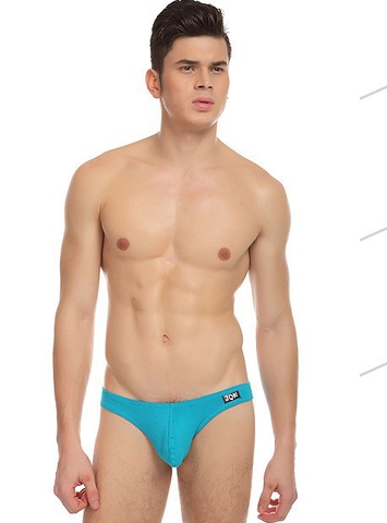 Chất liệu nào phù hợp với quần lót nam body