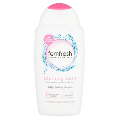 Dung dịch vệ sinh phụ nữ làm sạch dịu nhẹ Femfresh Soothing Wash (250ml)