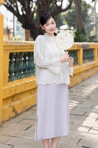 Áo Chất Liệu Vải Ren Tay Dài Swanlake - A12023MW01