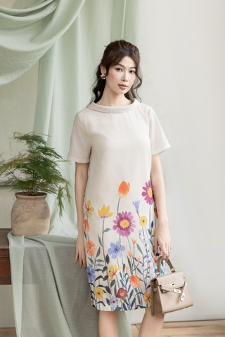 Swanlake | Váy Đầm Phom A Tay Ngắn Cổ thuyền Đính Hoa Chất liệu Linen In Hoa Chân Váy Lót thun - D12383LW01