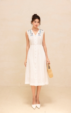 Đầm Sát Nách Chiết Eo Linen Thêu Phom Dài Swanlake - D12420LW01