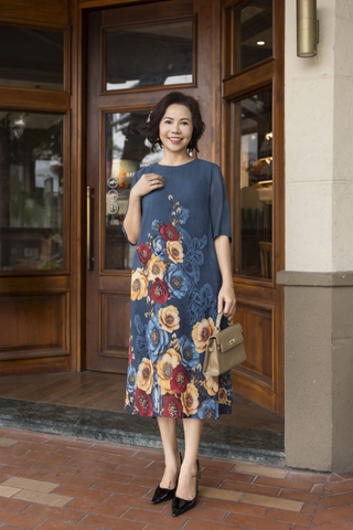 M COLLECTION | Đầm Chiffon Chân Bông Trung Niên Tặng Mẹ Sang Trọng D12405LW01