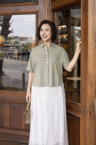 M COLLECTION | Áo Sơ Mi Trung Niên Linen Thoáng Mát Trẻ Trung Tặng Mẹ Mặc Hằng Ngày A12530LW01