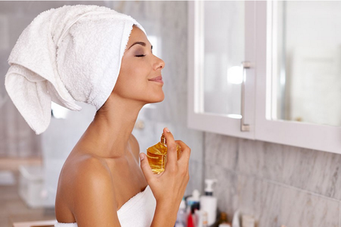 Top 7 mẹo sử dụng nước hoa thơm lâu mà tiết kiệm