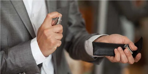 Xịt nước hoa đúng cách – Điều mà mọi chàng trai cần biết (Phần 1)