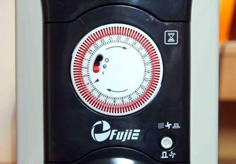 Máy sưởi dầu FujiE OFR4613