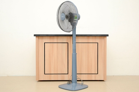 Quạt đứng Panasonic F409KB