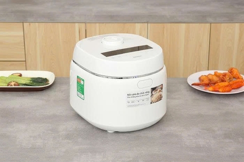 Nồi cơm điện tử Panasonic 1.8 lít SR-DK184WRA