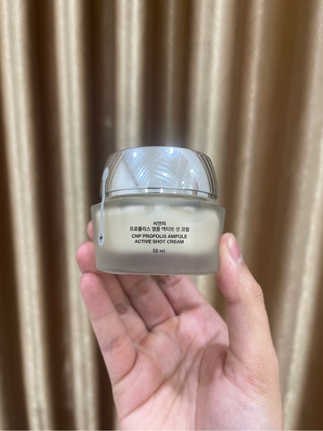 e217 - CNP - Kem Dưỡng Ẩm Keo Ong Dạng Dầu Propolis Ampule Oil in Cream 50g