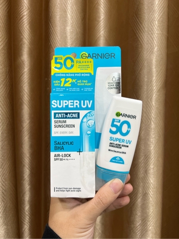 Kem Chống Nắng Phổ Rộng Kiềm Dầu & Giảm Mụn Garnier Super UV Anti - Acne / Invisible Serum Sunscreen SPF 50+PA++++ 30ml