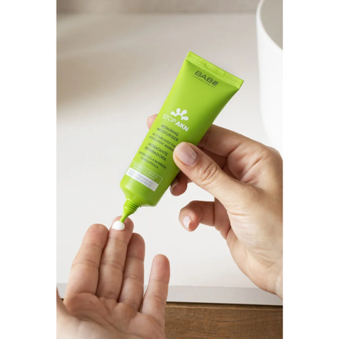 Kem dưỡng phục hồi da mụn BABE Stop AKN Hidratante Repairing Moisturiser 50ml