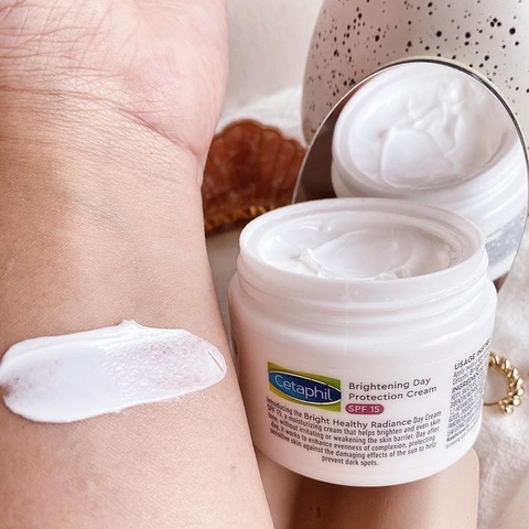 Kem dưỡng ẩm làm sáng da ban ngày Cetaphil Bright Healthy Radiance Day Protection Cream SPF15 50g