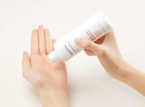 Nước hoa hồng quýt Innisfree Brightening Pore Skin 150ml