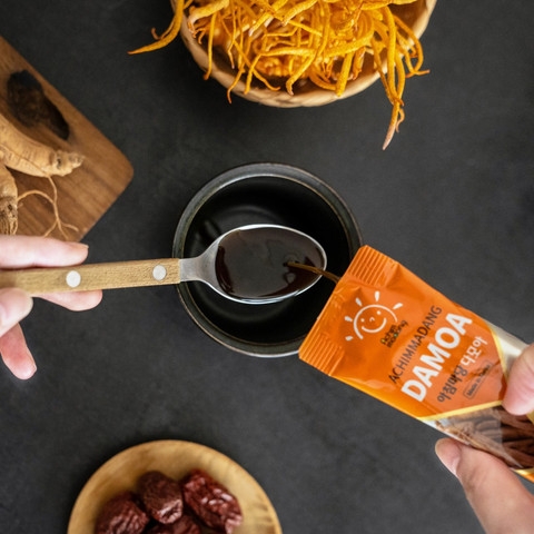 f184 - Nước hồng sâm đông trùng táo đỏ Damoa Achimmadang Hàn Quốc hộp 30 gói x 35g LYO