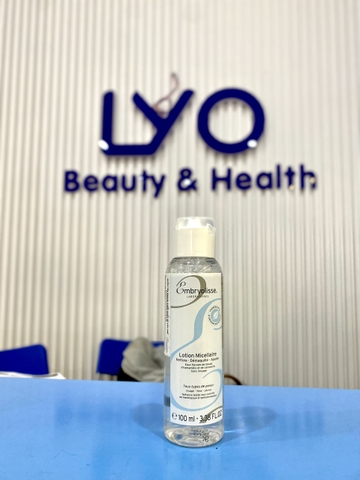 Nước tẩy trang Embryolisse dành cho mọi loại da 100ml