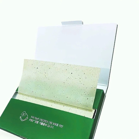 Giấy thấm dầu Dr.G R.E.D Blemish Oil Control Paper Hàn Quốc 70 tờ