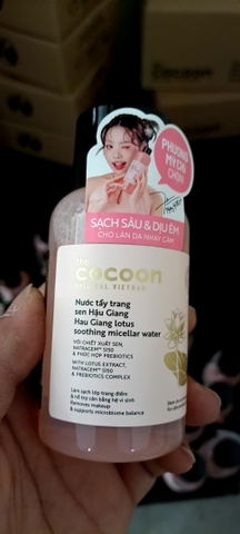 Nước Tẩy Trang Cocoon Sen Hậu Giang Sạch Bụi Siêu Mịn, Dịu Êm Cho Da Nhạy Cảm 140ml & 500ml LYO