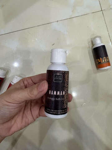 f220 - Tesori - Kem tắm mini size Tesori (Hàng test)