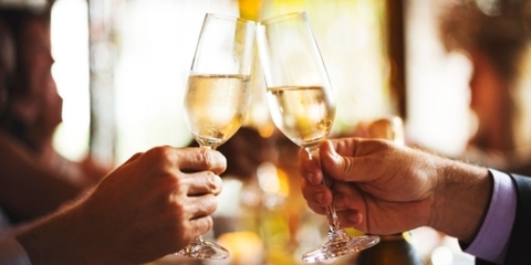 Sparkling, Champagne hay Prosecco có giống nhau không?