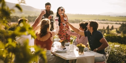 Bạn biết gì về ly uống rượu?