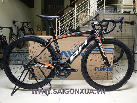 Xe đạp đua BH G6 PRO - Full carbon, full Shimano ULTEGRA R8000 (mới nhất)