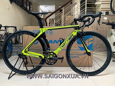 Xe đạp đua TWITTER T10 PRO 2019 (Shimano 105 R7000) - Hàng NK nguyên chiếc