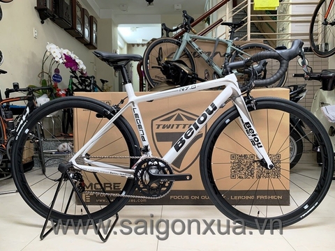 Xe đạp đua BEIOU R7.0 - Khung, Vành full Carbon, groupsets EMPIRE 11 LÍP . Trắng/Xám