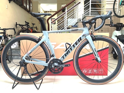 GIÁ THANH LÝ : Xe đạp đua TWITTER THUNDER - Khung, vành full Carbon, groupsets Retrospec 12 LÍP. Màu Xám xi măng