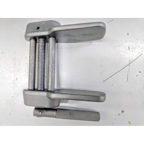 Cảo Tách Ép Piston Phanh Thắng Đĩa Wetools (Cảo Má Phanh Đĩa Thắng, Cảo Ép Piston Phanh Thắng Đĩa)