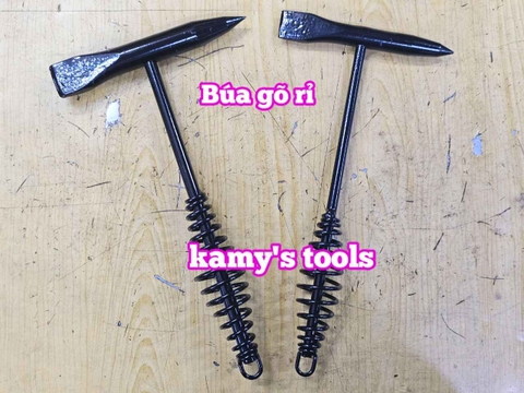 Búa gõ rỉ sét cán sắt có lò xo Wetools WT-2361 WT-2362