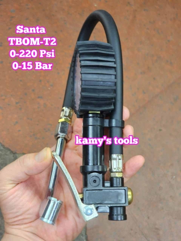 Tay bơm lốp có đồng hồ đo áp suất xe ô tô dạng thẳng Santa TBOM-T2, vòi bơm lốp đầu xe máy ô tô xe tải