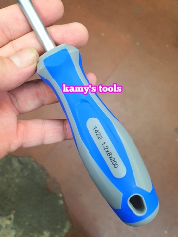 Tua vít dẹp cán cao su 8mm dài 200mm Kingtony model 14220808