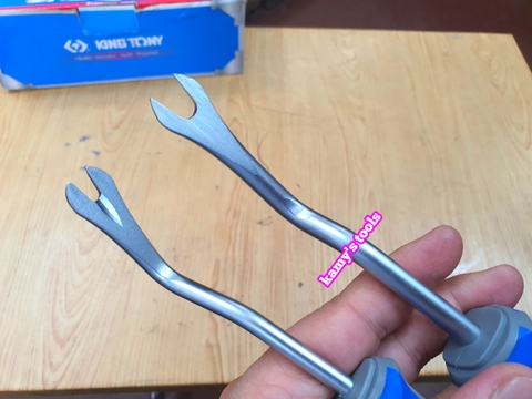 Tua Vít Đầu Chẻ Nạy Ốc Phe Kingtony 43280212 hoặc 48280180