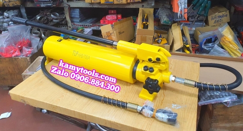 Bơm tay thủy lực TLP HHB-700a dài 715mm 2700cm3 dầu