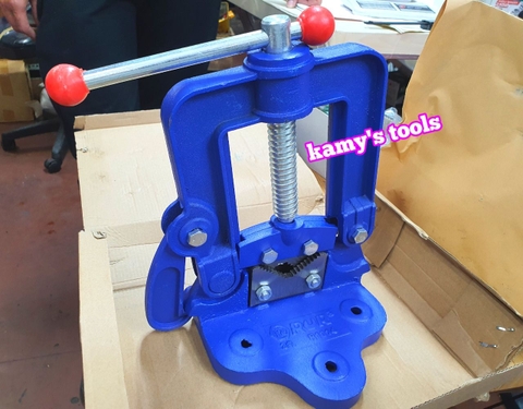 Ê tô kẹp ống số 2 Rur kẹp ống 12-80mm (ê tô kẹp ống, bàn kẹp ống)