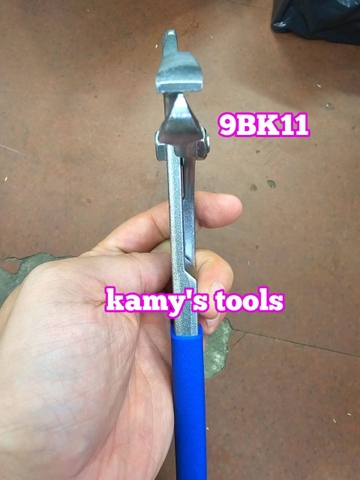 Kìm đầu búa tháo đóng chì cân mâm bánh xe model 9BK11 Kingtony, kềm đầu búa