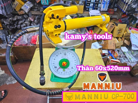Bơm tay thủy lực Manniu CP-700 thân 60x520mm dung tích 700cc