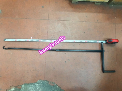 Bộ tay quay 3 khúc tháo mở bánh xe hạ lốp dự phòng Toyota Innova, Fortuner, Hilux, Zace hiệu Stand Upright (1 bộ 3 cây)