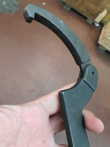 Cờ lê móc có điều chỉnh Wetools 155MM-220MM