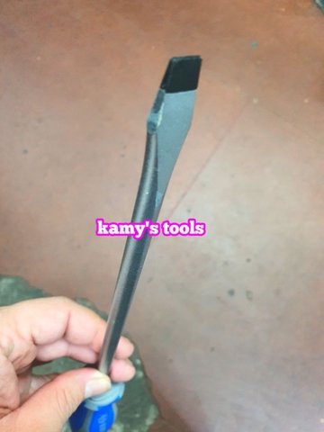 Tua vít dẹp cán cao su 8mm dài 200mm Kingtony model 14220808