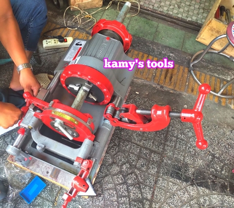 Máy tiện ren ống Z1T-R2 Long Shun 21mm-60mm