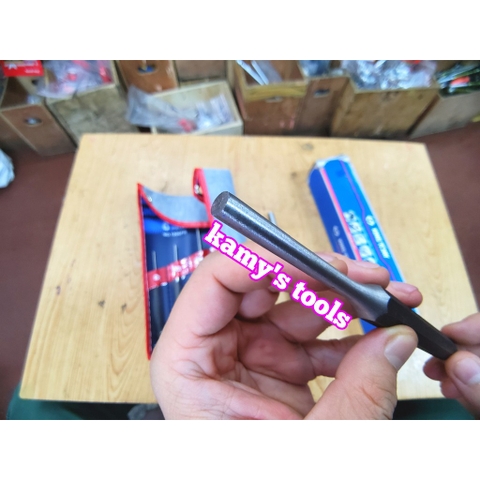 Bộ đột đục lỗ bông tu 6 cây Kingtony model 1006PR, bung tu