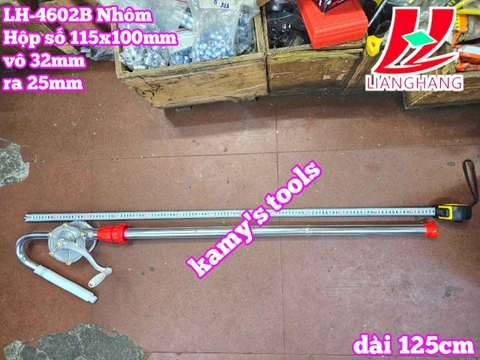 Bơm dầu quay tay bằng hợp kim nhôm LIANGHANG LH-4602B hộp số 115x100mm dài 125cm
