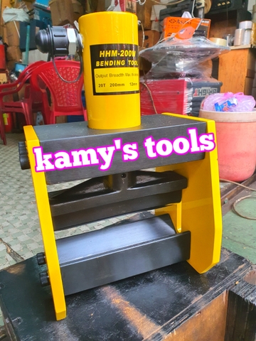 Máy uốn thanh cái đồng thủy lực 16 tấn 200mm TLP HHM-200W