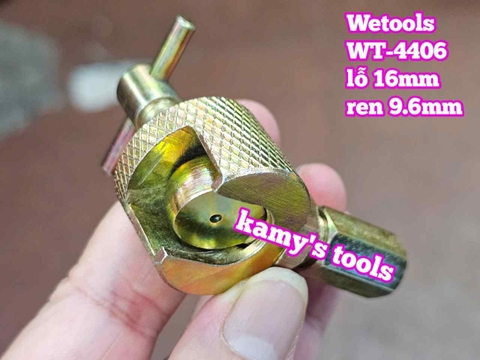 Đầu bơm mỡ gài núm xoay chuồng chuồng 16mm răng 9.6mm Wetools WT-4406